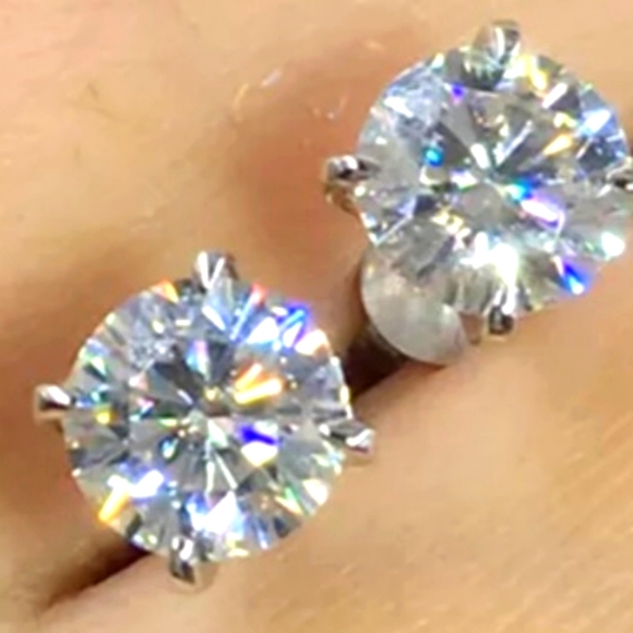 COPY - COPY - 14k White Gold 2ct Moisonite Earrings Nwts - Picture 2 of 5